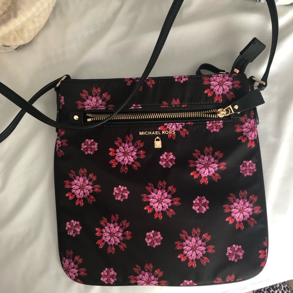 MICHAEL KORS FLORAL CROSSBODY BAG